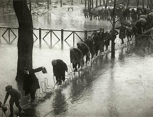 And so it came to pass, following the great floods of 1931 this part of London became know as Chairing Cross.